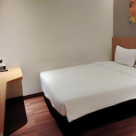 Vinotel Cirebon Eksteriør bilde