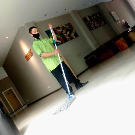 Vinotel Cirebon Eksteriør bilde