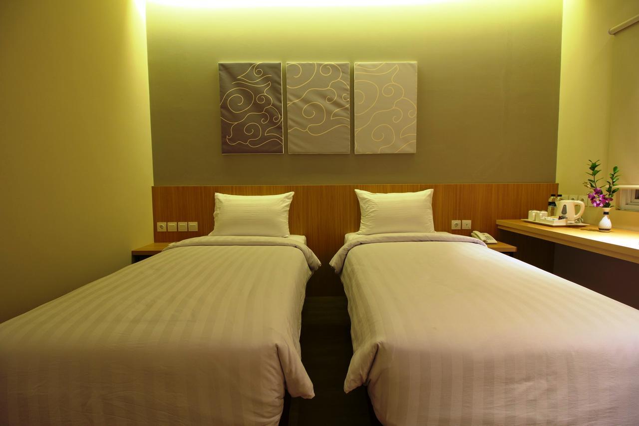 Vinotel Cirebon Eksteriør bilde