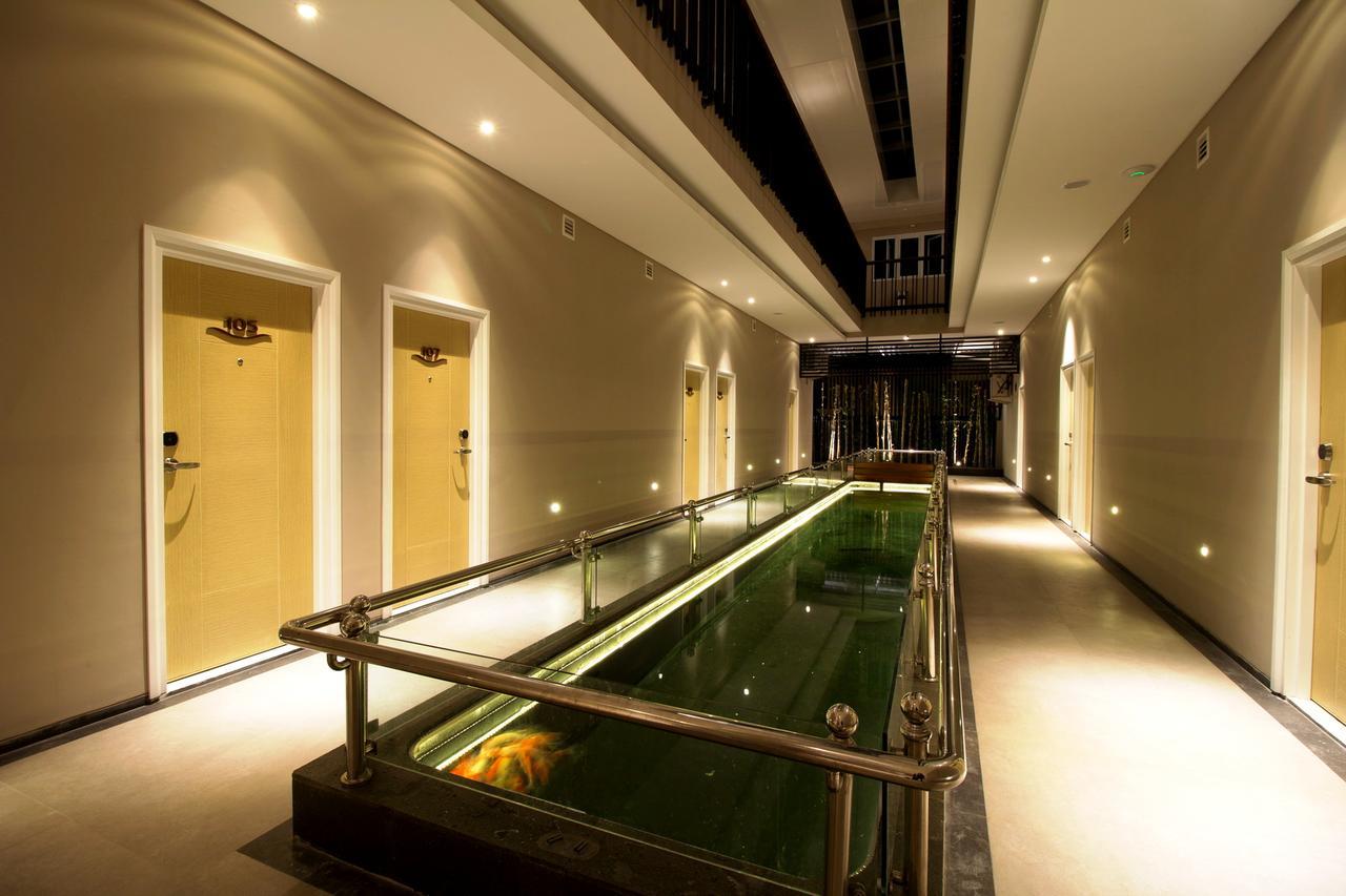 Vinotel Cirebon Eksteriør bilde