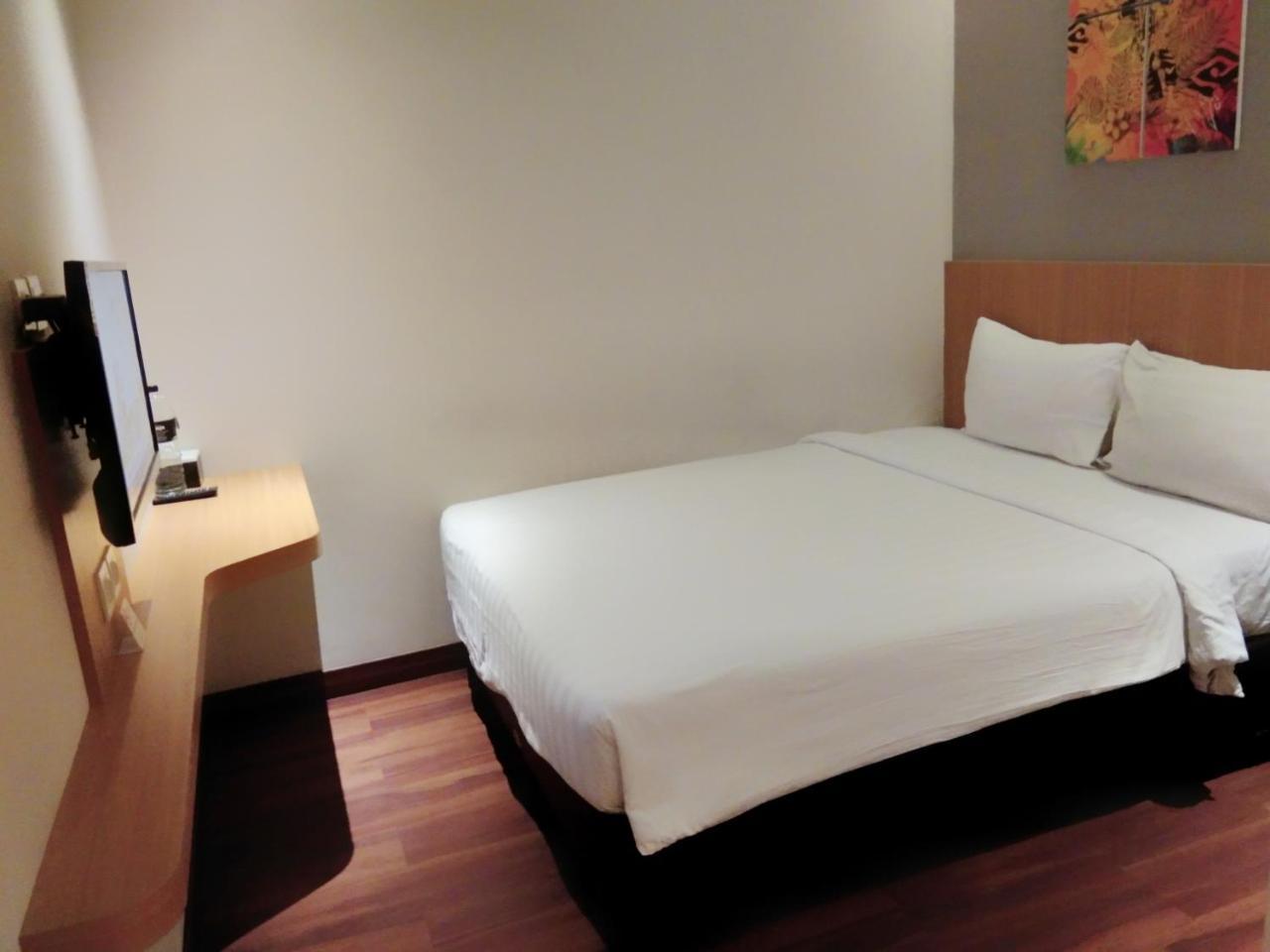 Vinotel Cirebon Eksteriør bilde